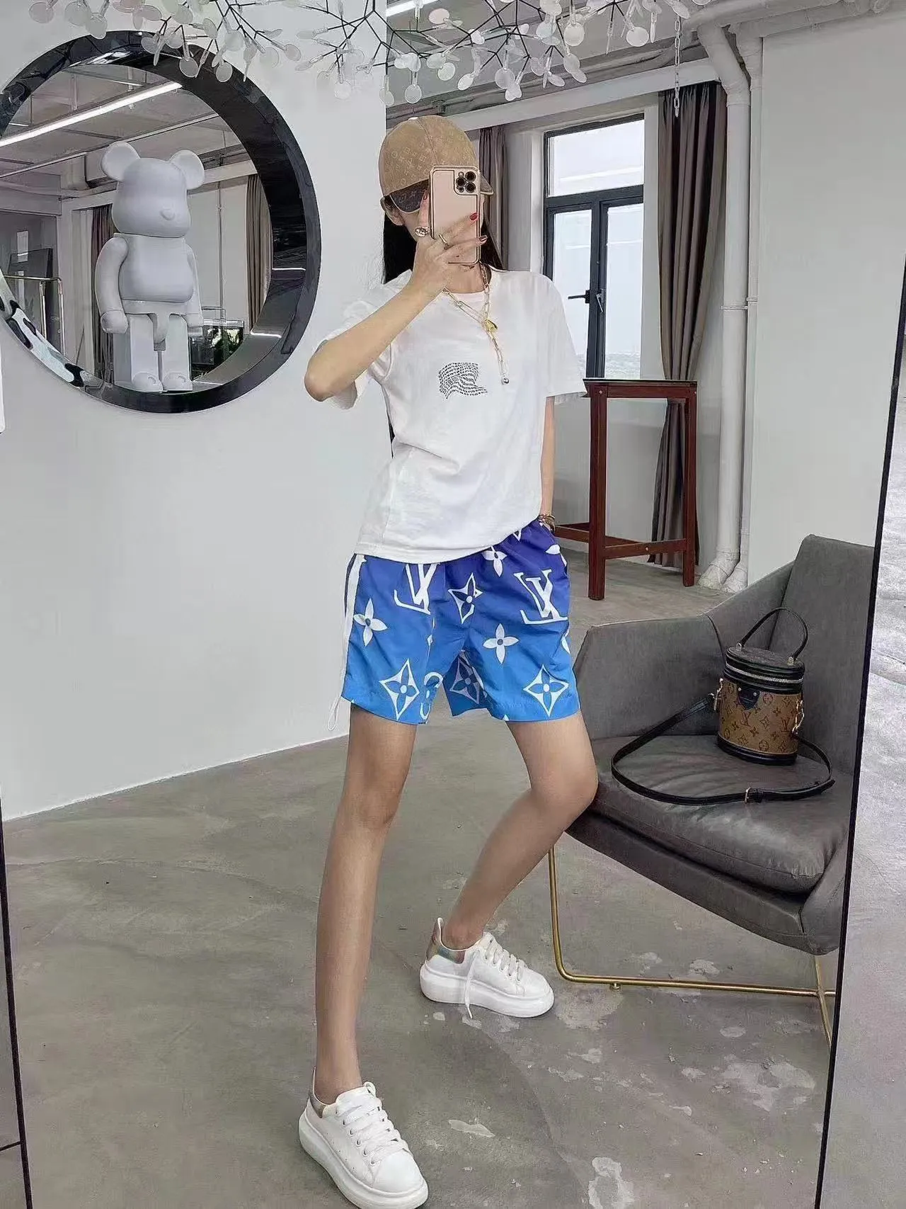 Louis Vuitton/